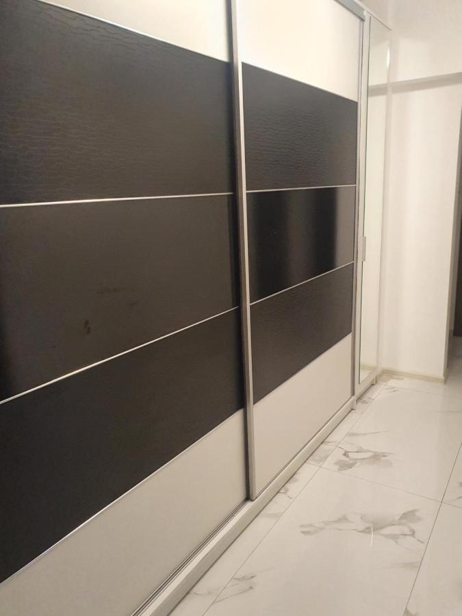 Apartament Lux Bukarest Eksteriør billede